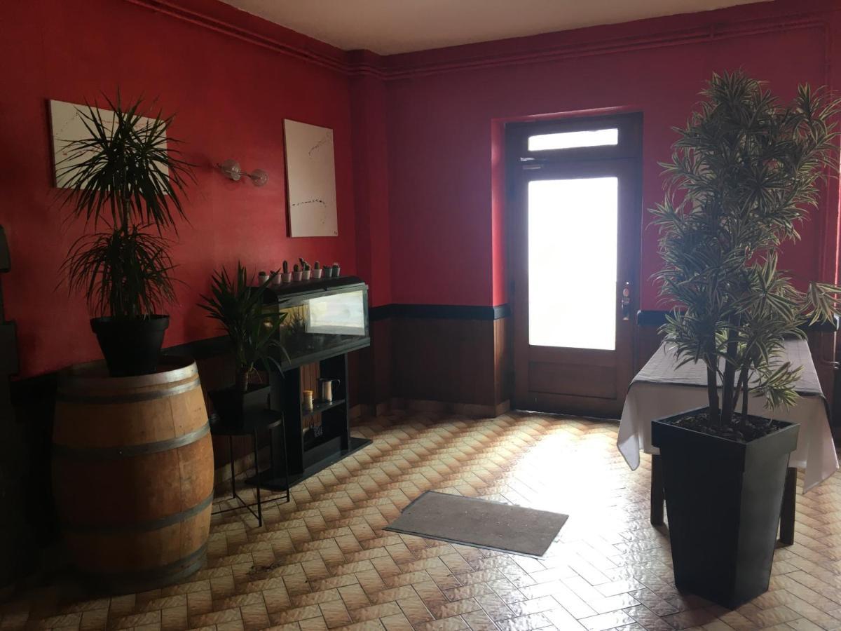 Studio Proche De Vulcania Et La Bourboule Gelles 外观 照片